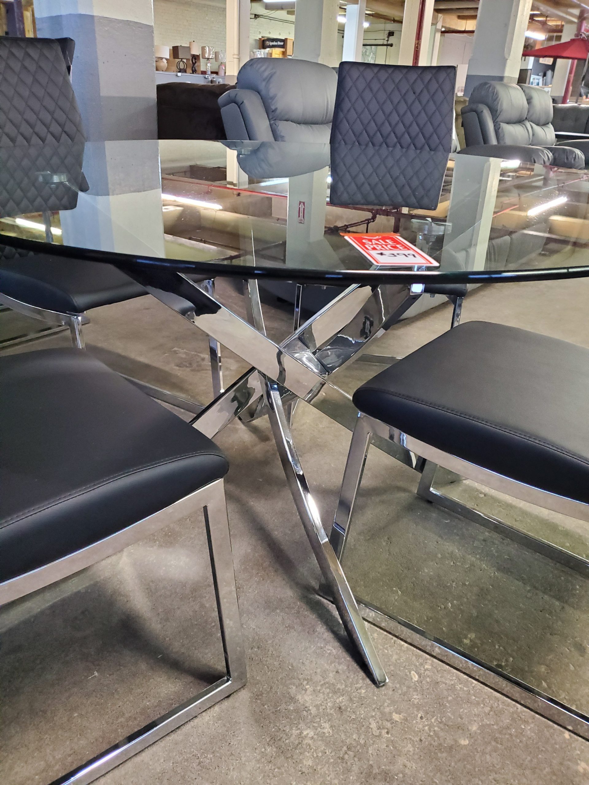 DINING TABLE  51" ROUND - Image 3