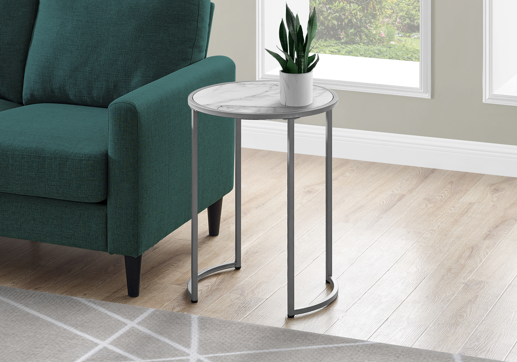 ACCENT TABLE
