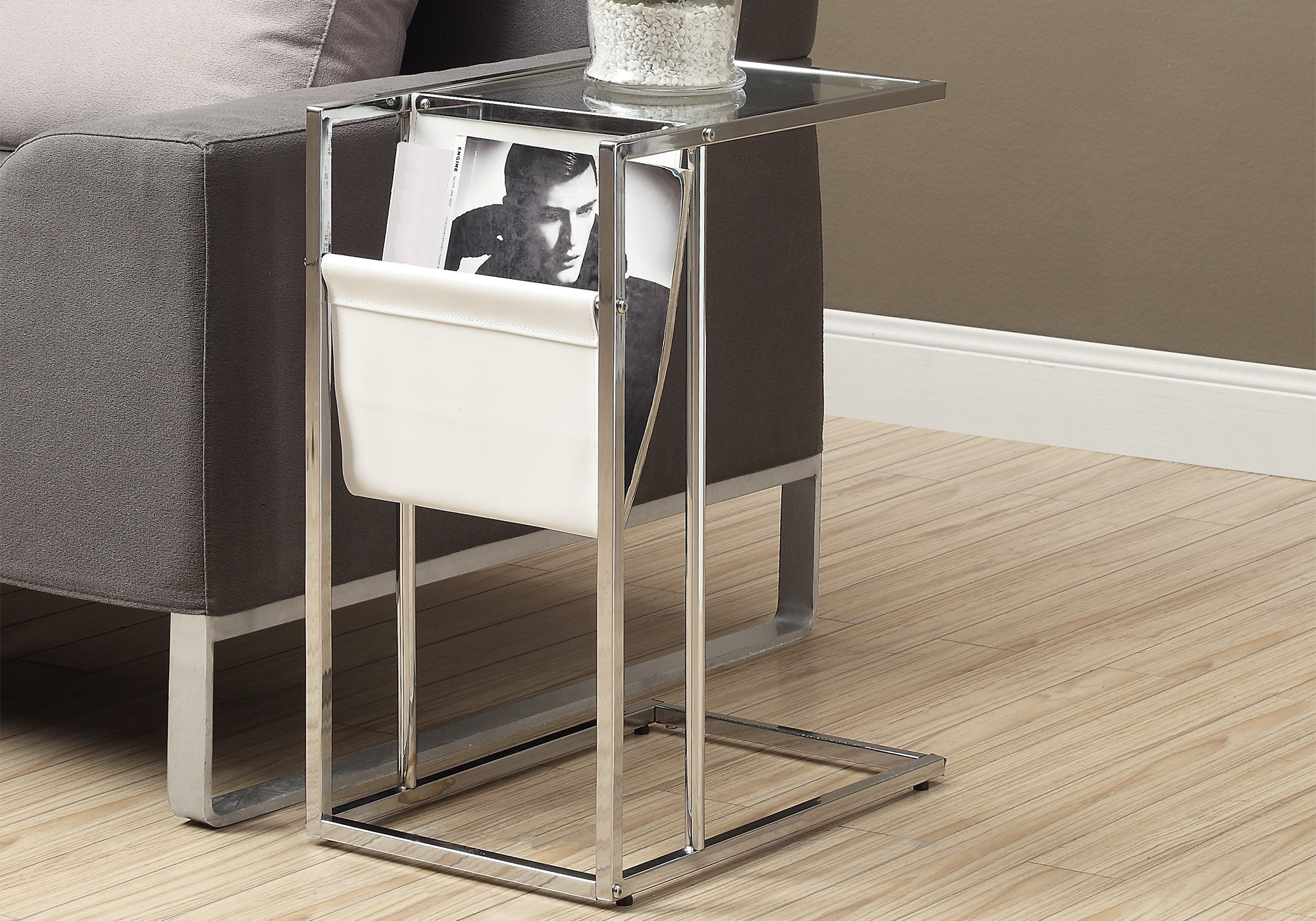 ACCENT TABLE - WHITE / CHROME METAL WITH A MAGAZINE RACK