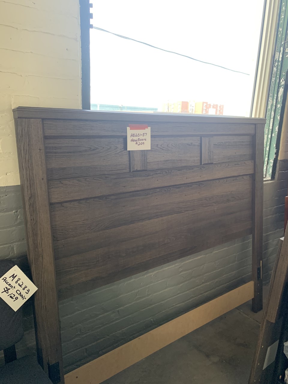 QUEEN PANEL HEADBOARD