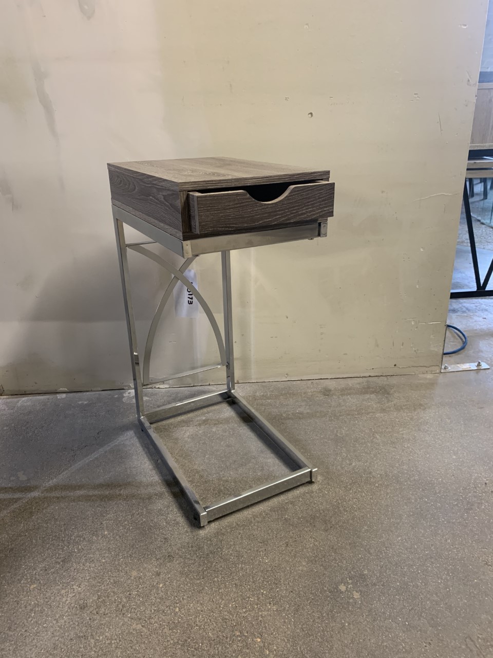 ACCENT TABLE W/ DRAWER TAUPE