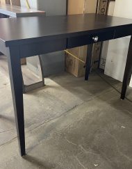 COMPUTER DESK