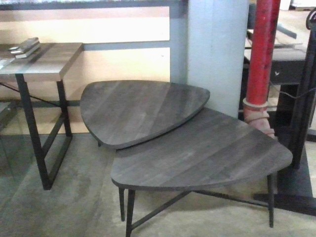 2pc Table set