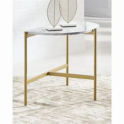 Wynora Chairside End Table