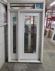 Door + Sidelite